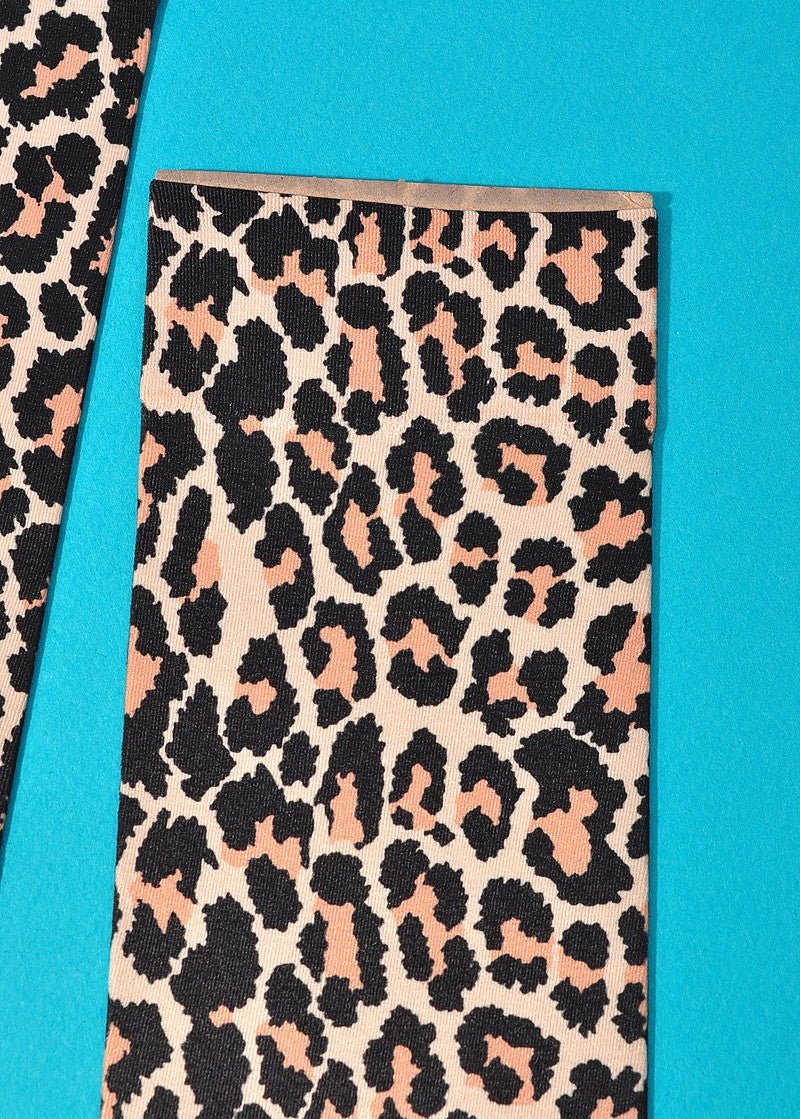 LEOPARD SHEER SOCKS