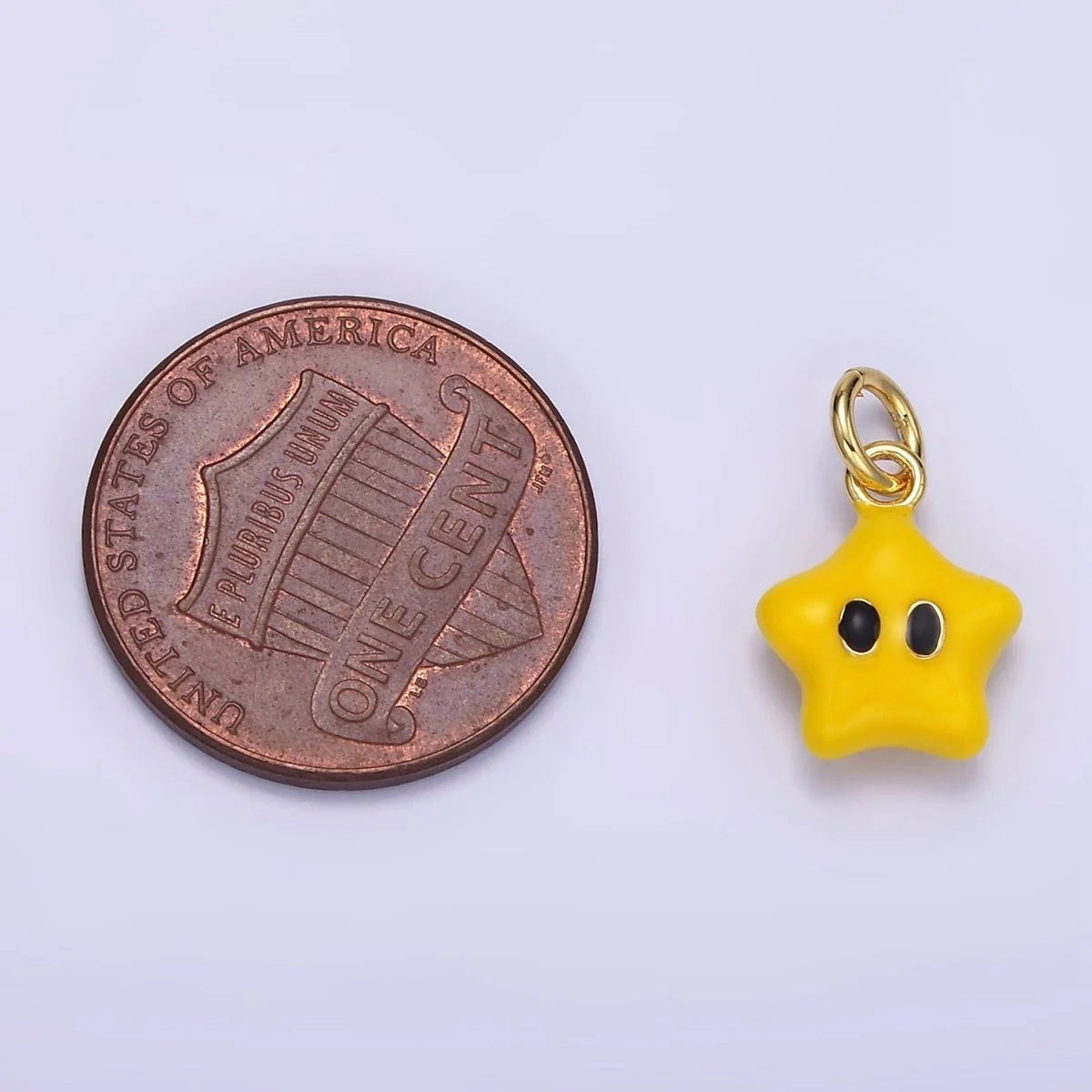 STAR FACE CHARM