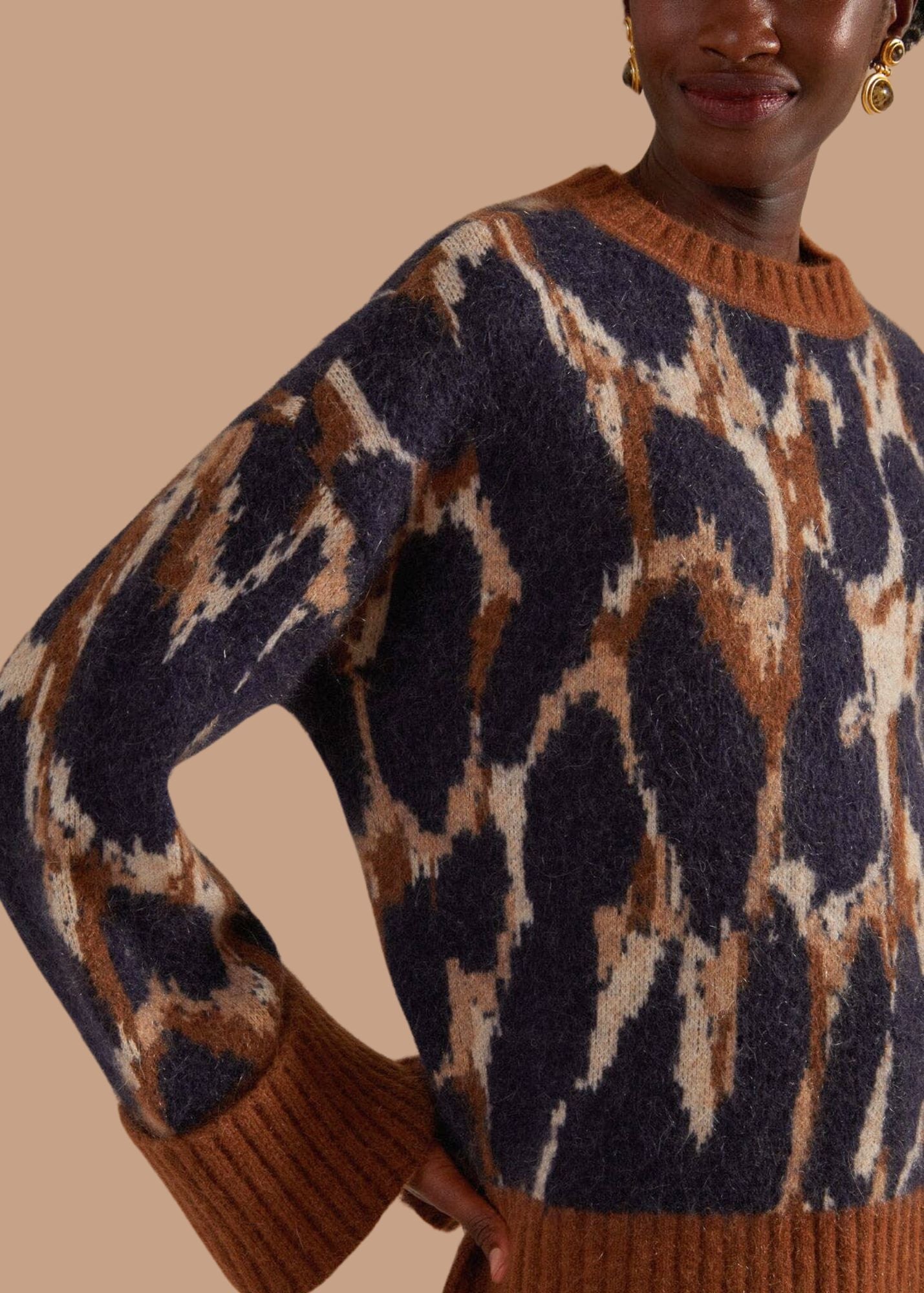 FARM RIO LEOPARD PRINT KNIT SWEATER