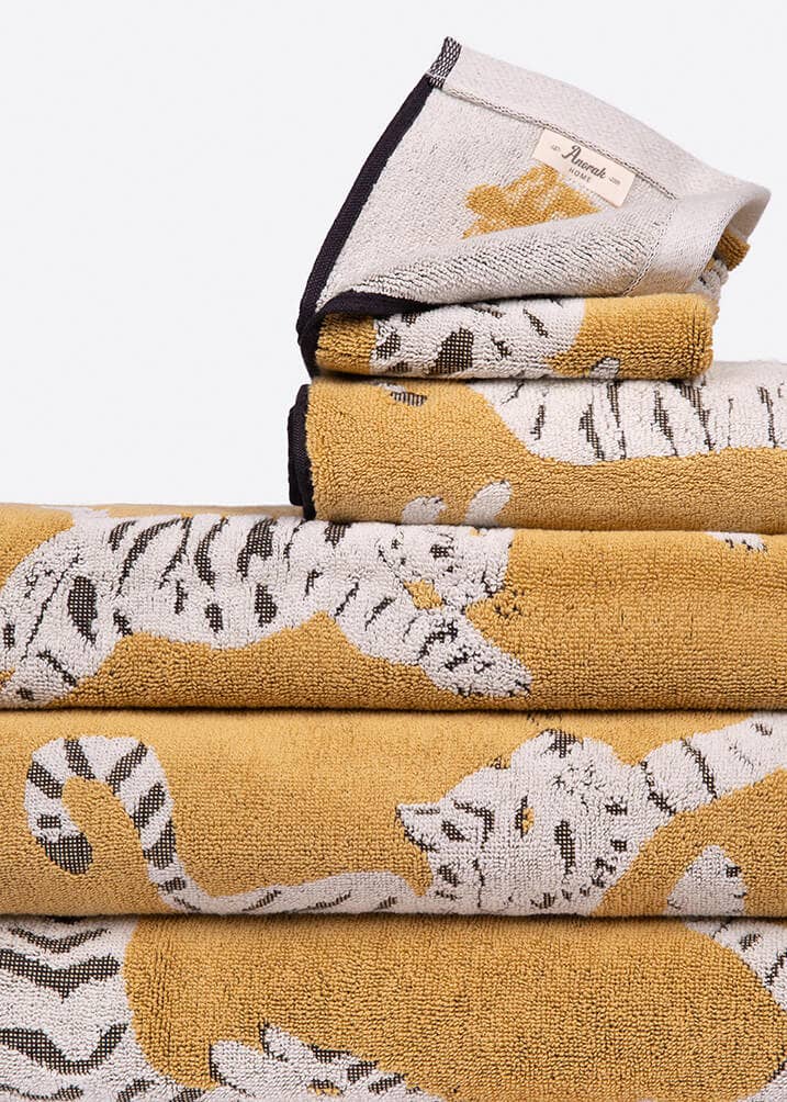 TIGER TOWELS