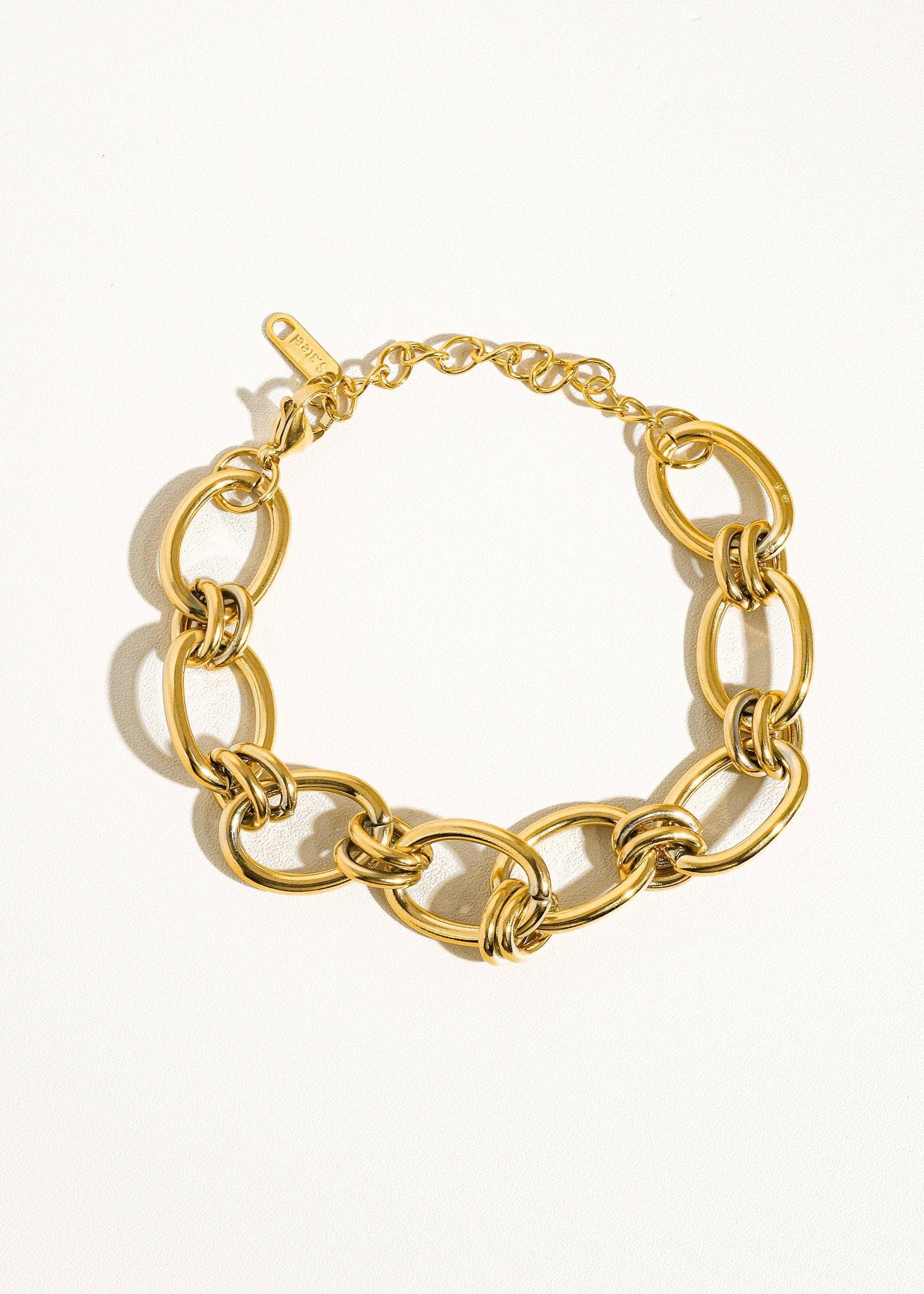 TILA BOLD CHAIN BRACELET