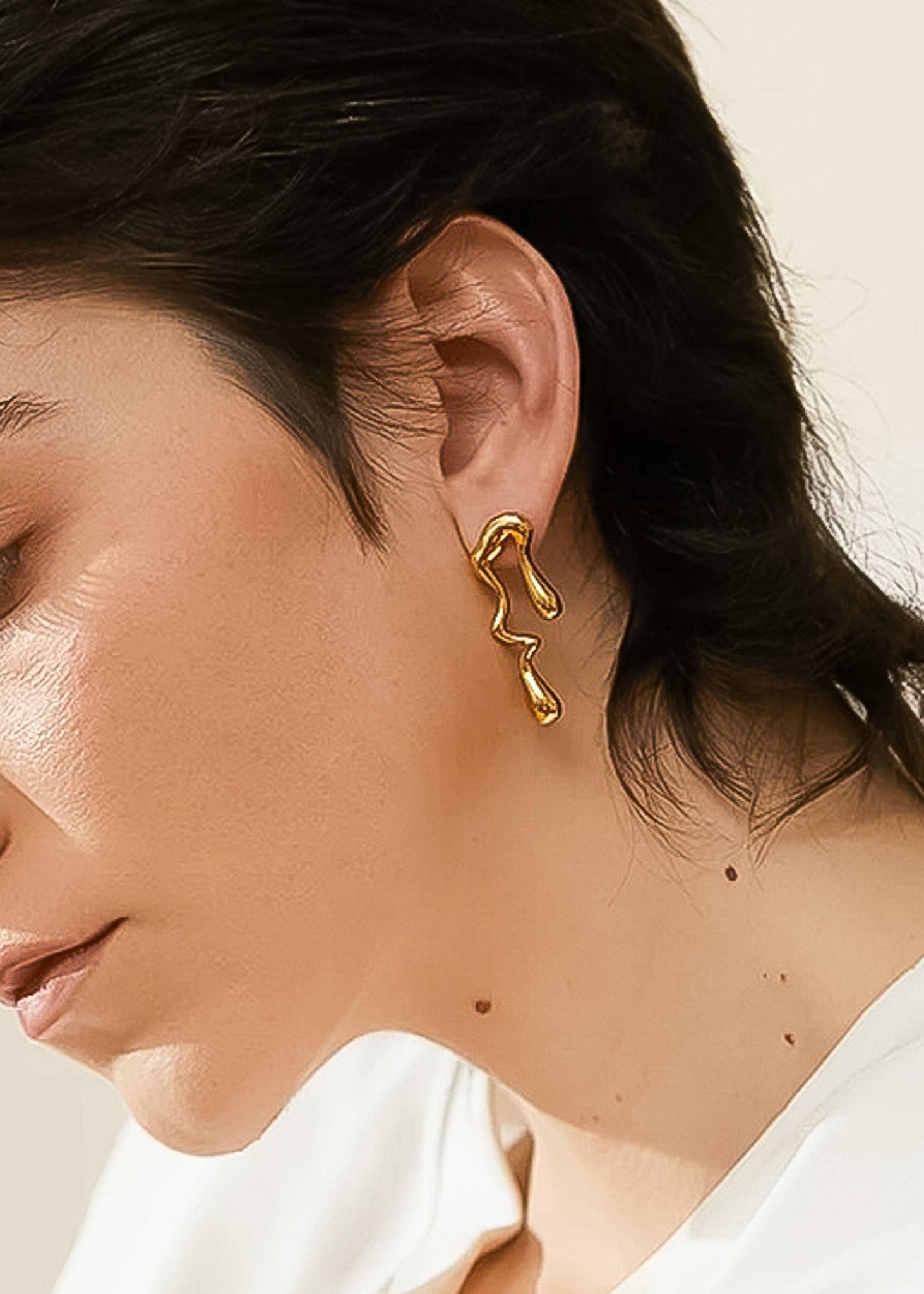 ROMA MOLTEN MIS-MATCHED EARRINGS