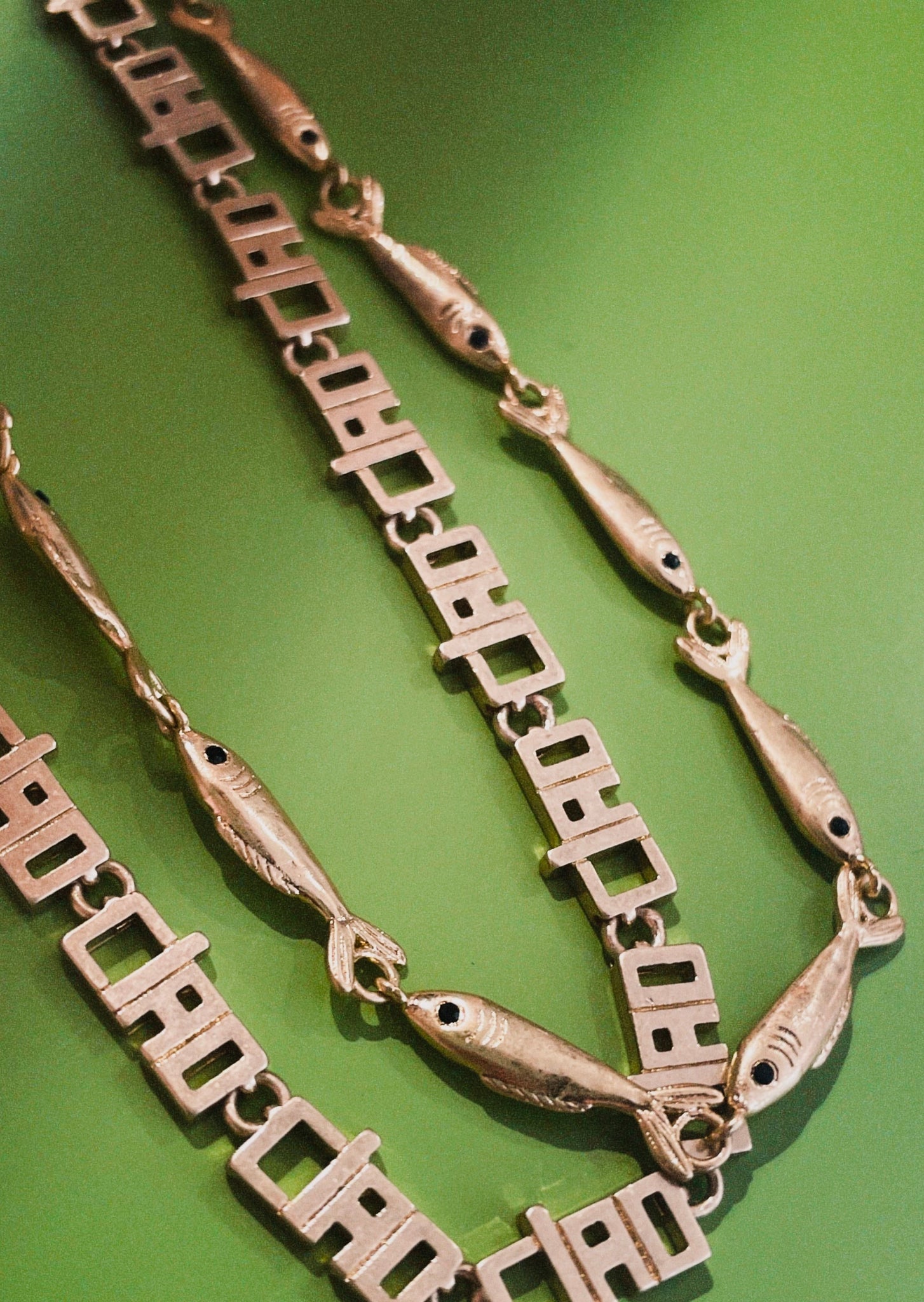 CLARE V. SARDINE CHAIN NECKLACE