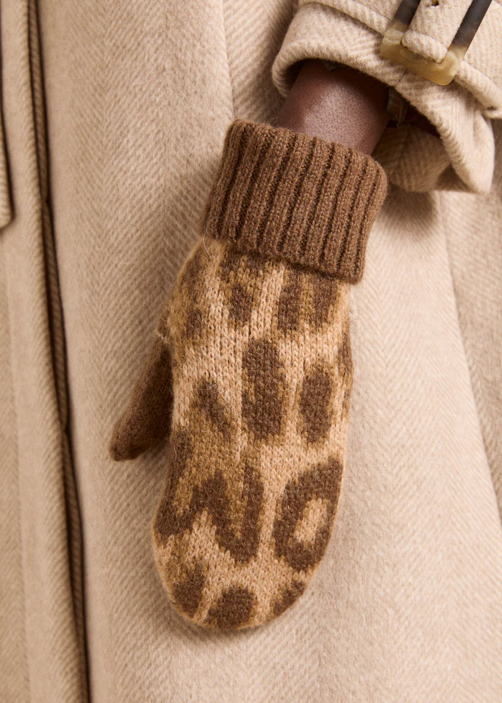 DAMSON MADDER FLUFFY MITTENS