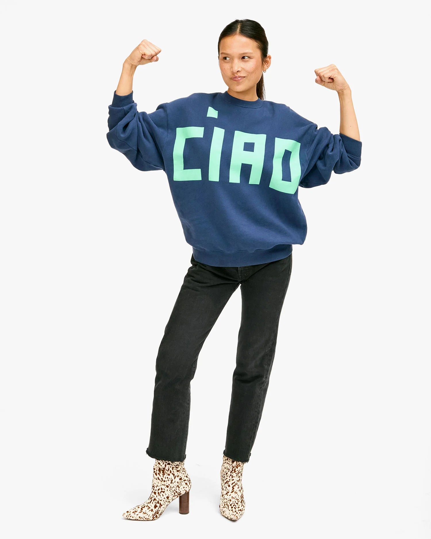 CLARE V. OVERSIZED CIAO SWEATSHIRT