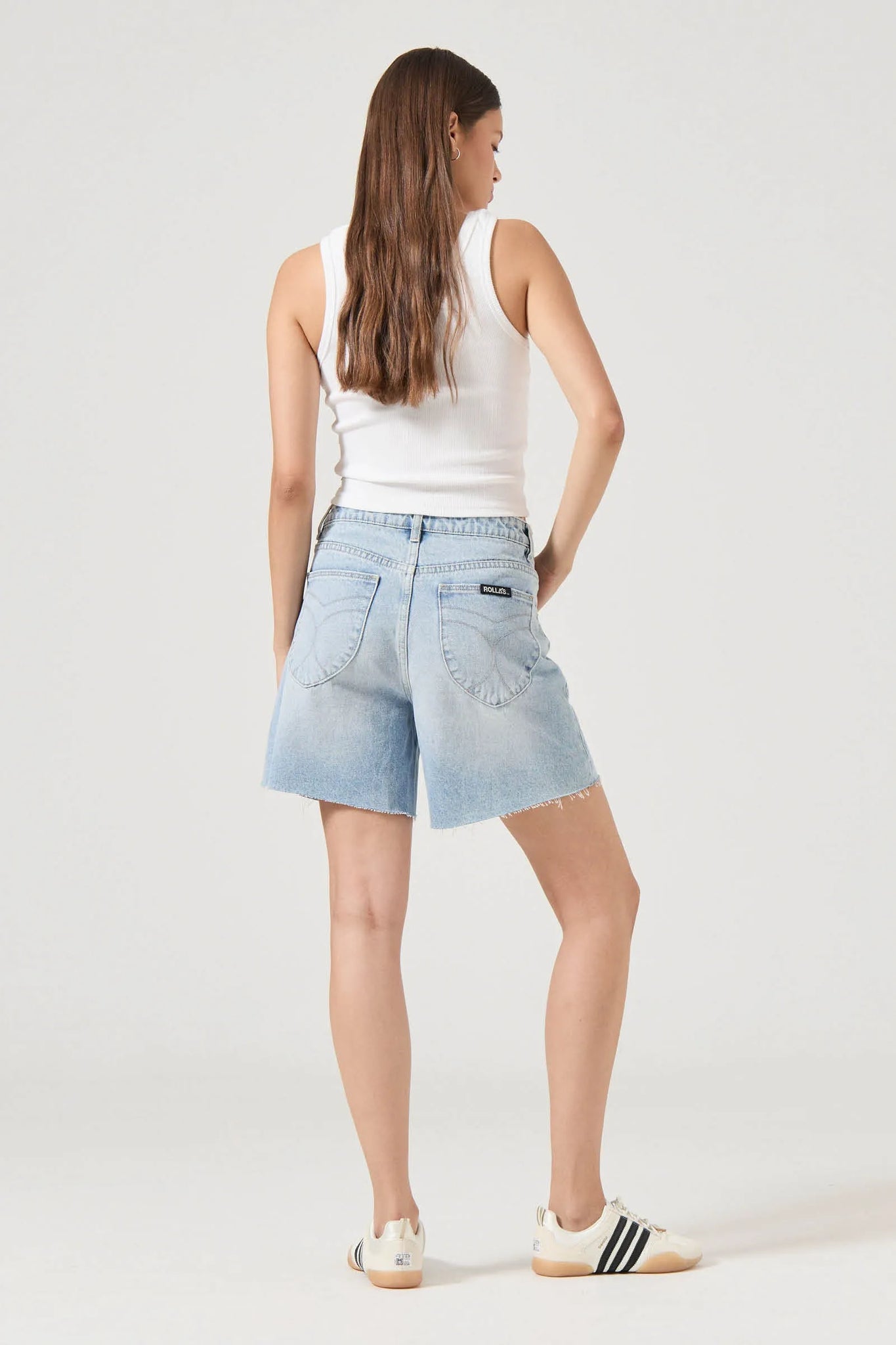 90S RELAXED SHORT