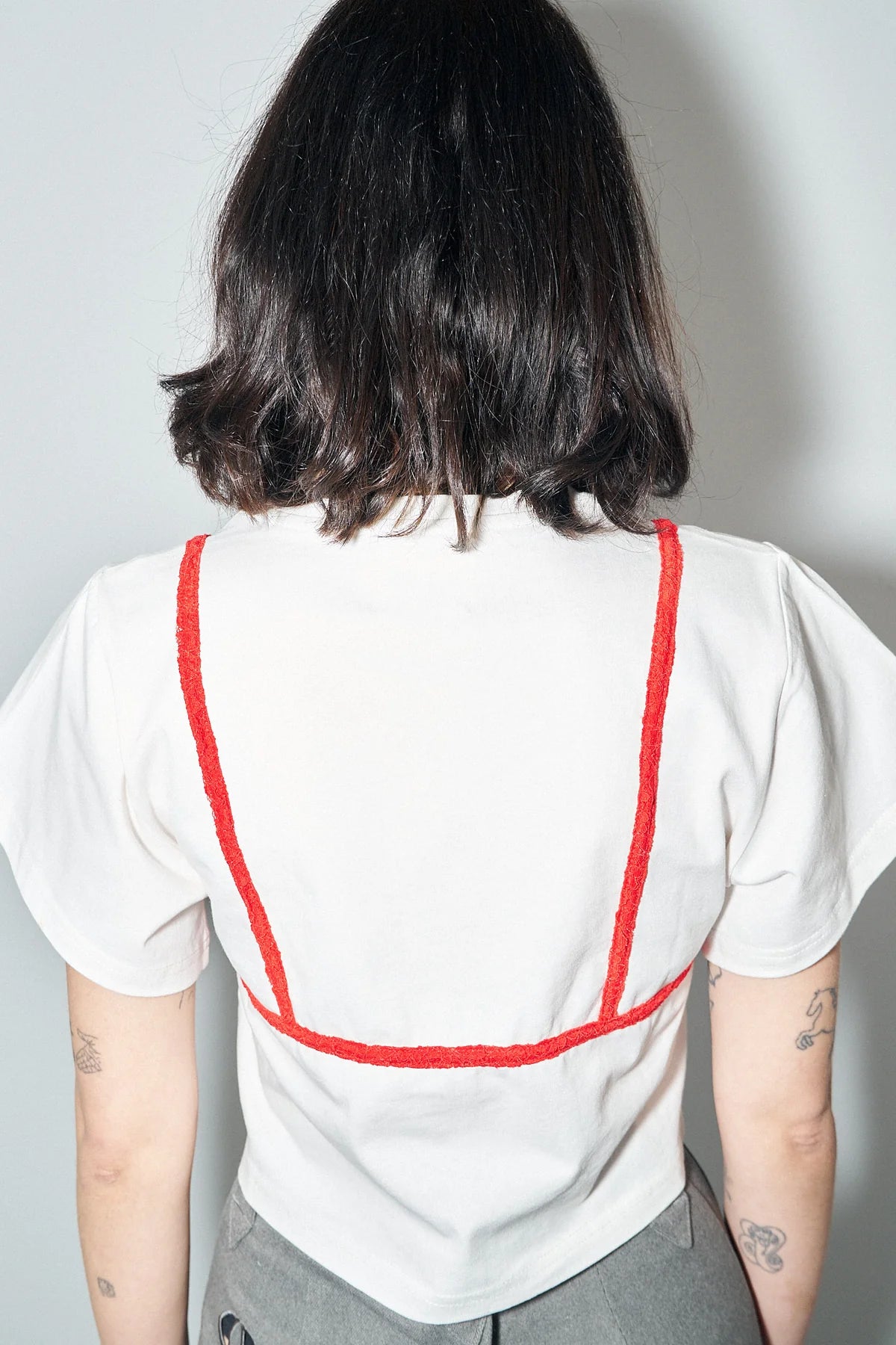 F.B.C. BIKINI BOD CROP TEE