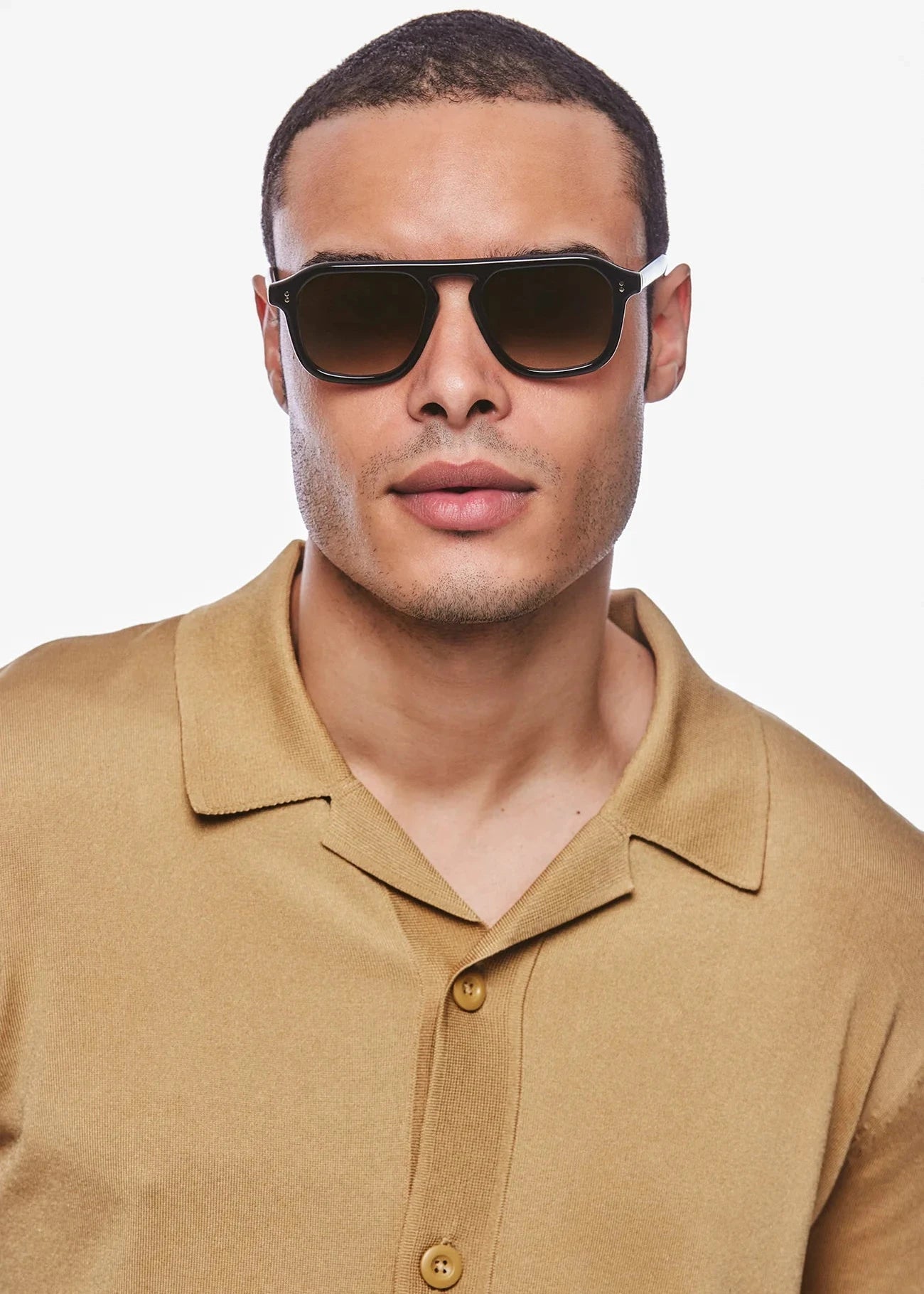 KREWE ZANDER BLACK AND BLACK TEA SUNGLASSES