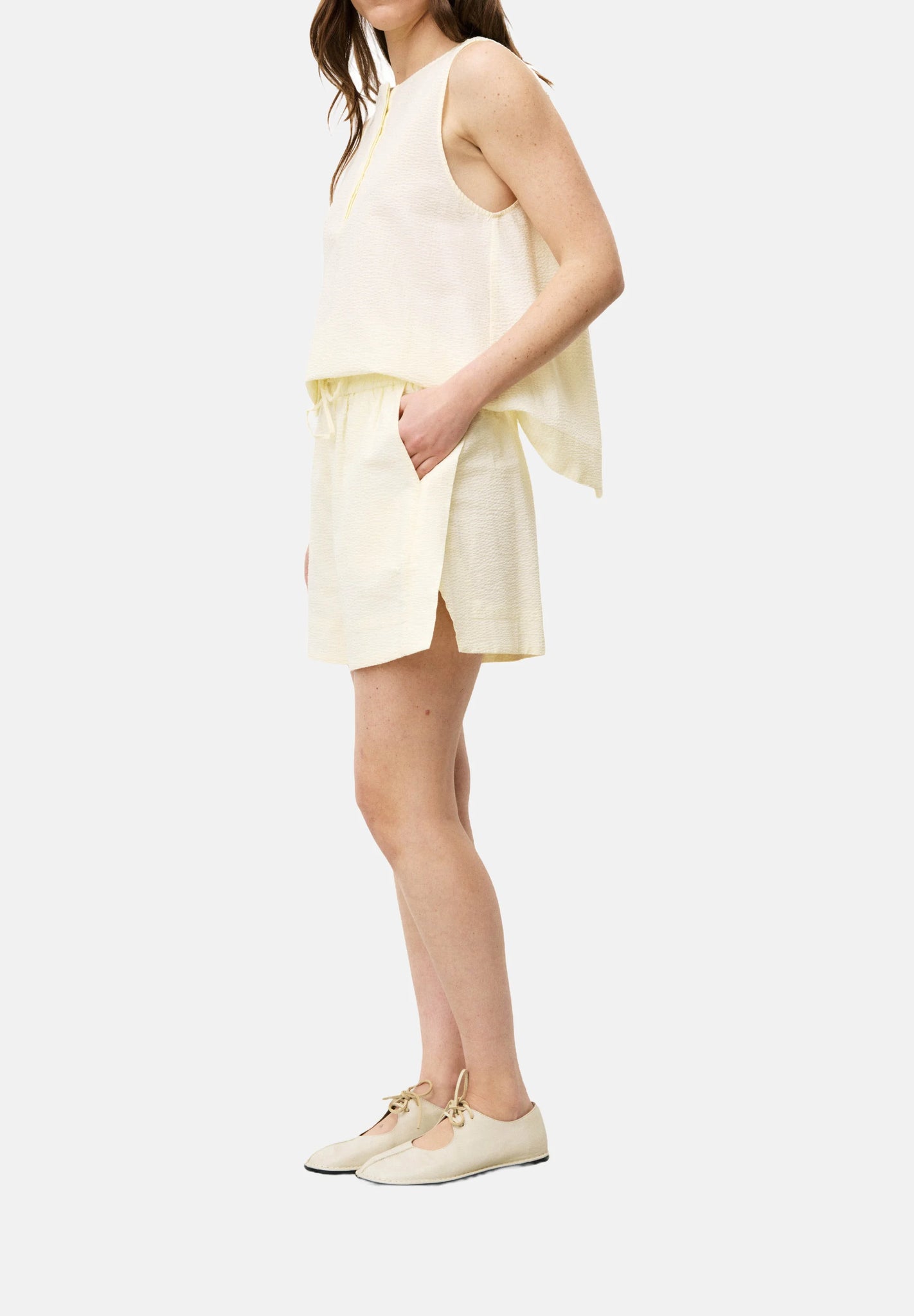 EBRA WOVEN SHORT