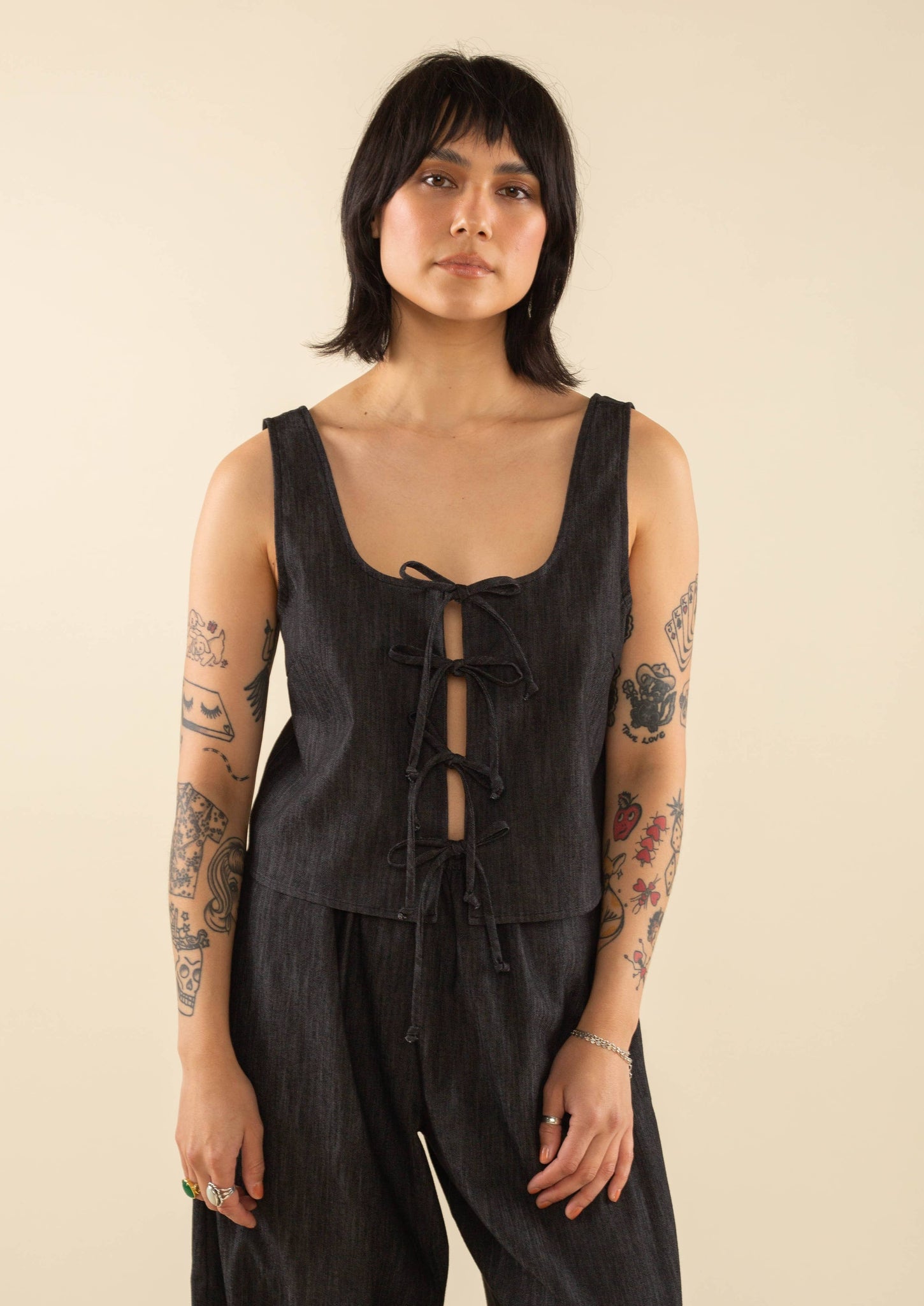 RYNN DENIM TIE FRONT TANK