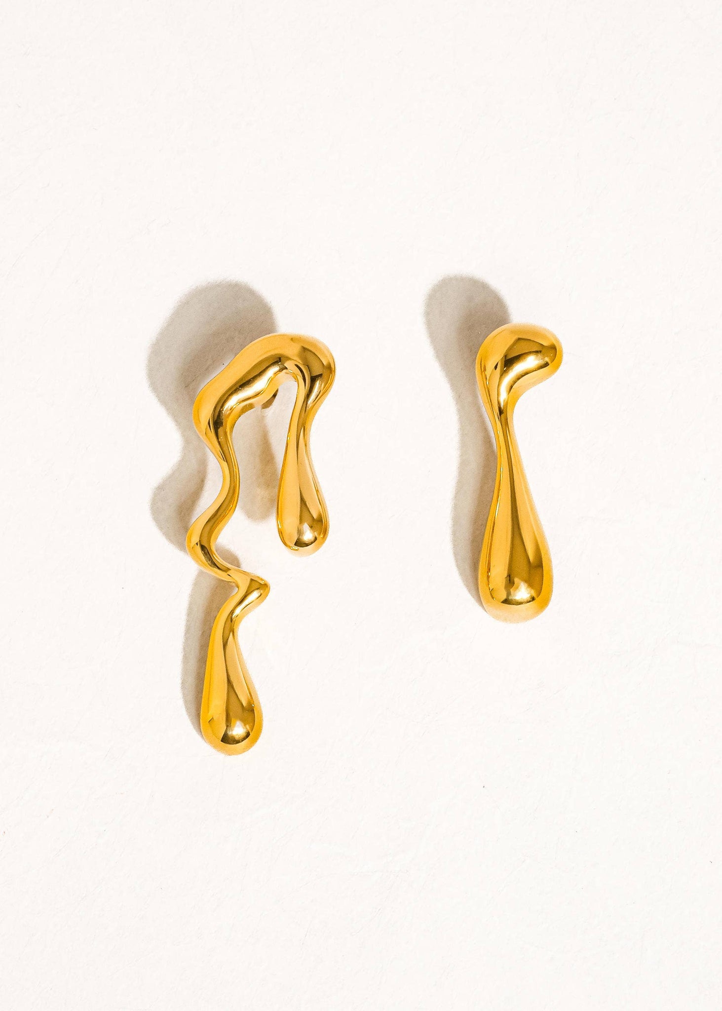 ROMA MOLTEN MIS-MATCHED EARRINGS