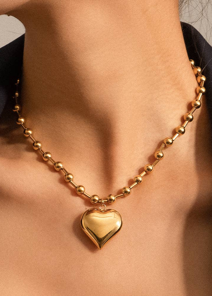 STATEMENT HEART CHARM ON BALL CHAIN NECKLACE