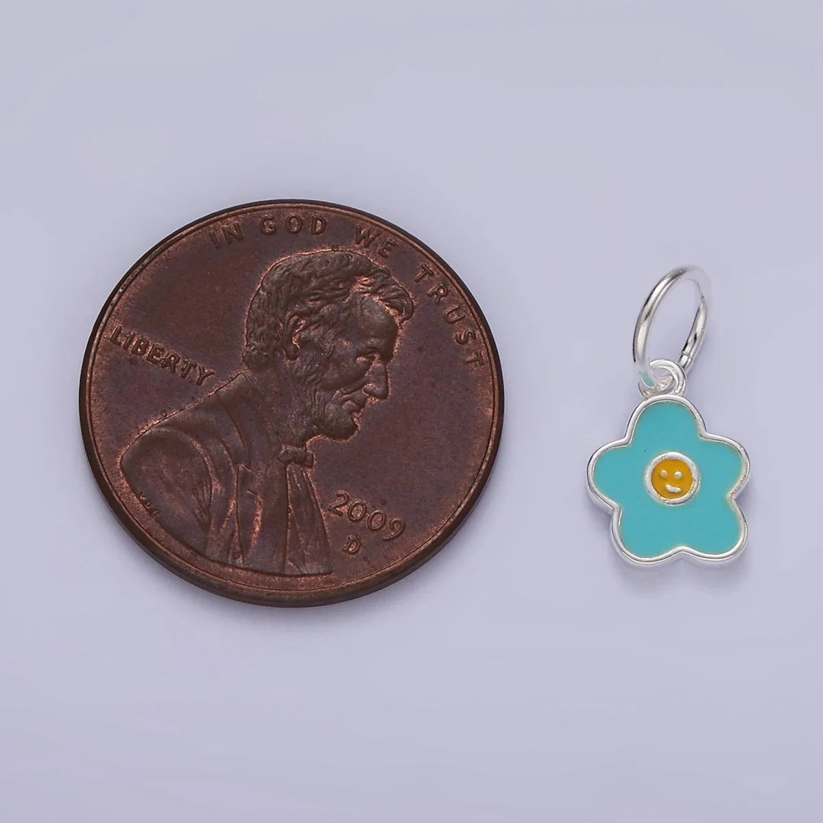 BLUE SILVER DAISY SMILEY CHARM