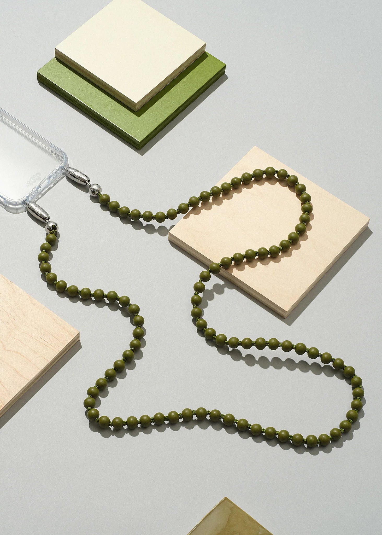 OSSA NEW YORK WOOD CROSSBODY PHONE CHAIN