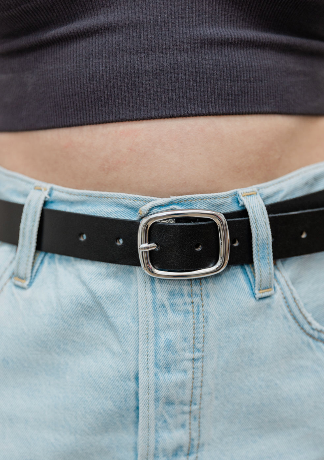 SILVER RECTANGLE BUCKLE LEATHER BELT